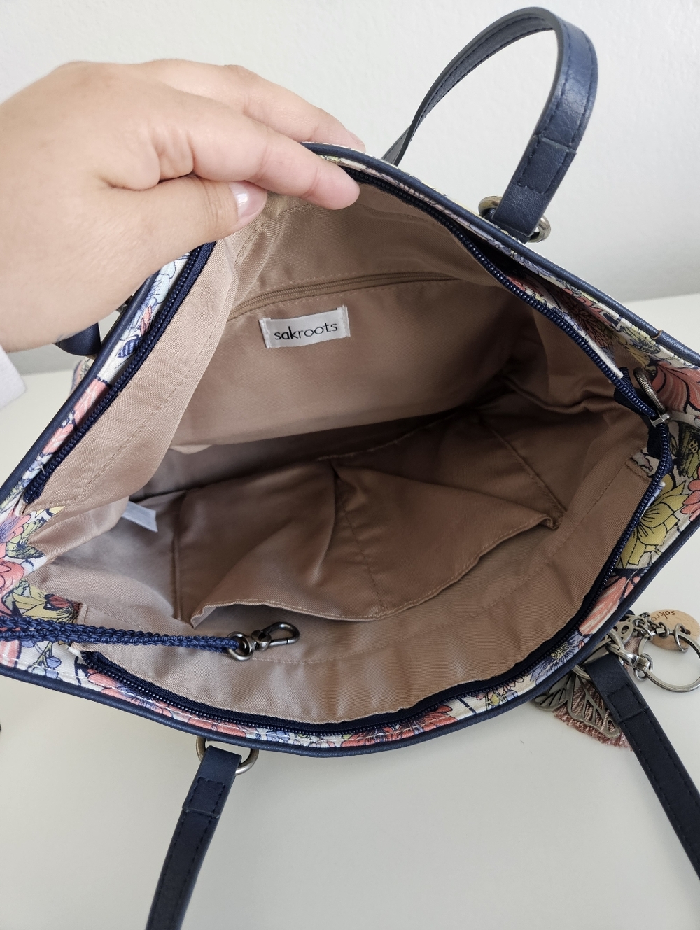 Sakroots | Meadow Straw Floral Butterfly Medium Tote Bag Navy Blue Multi Womens - Picture 8 of 8